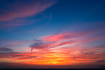 夕焼けの巻層雲