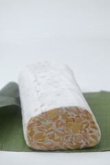 A raw food made from fermented soybeans is often called Tempe