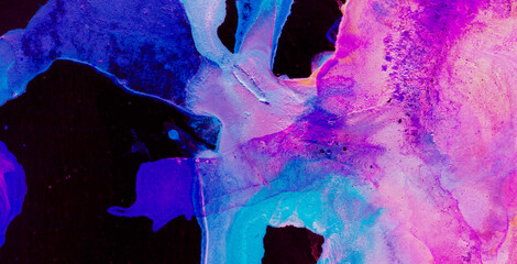 Marbleized Textures: Luxurious Oil-Painted Magic for High-End Brands
