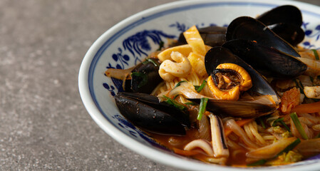 Spicy Seafood Noodle Soup, jjamppong	