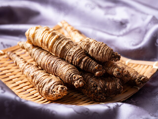 deodeok, mountain herb whose roots have restorative properties