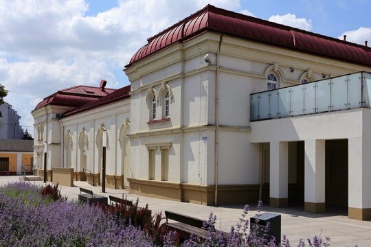 The former theater building in Kutno was built at the beginning of the 20th century.