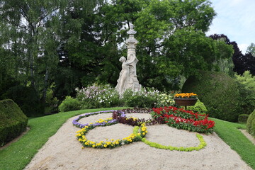 Le jardin Henri Vinay, parc public, ville de Le Puy en Velay, département de la Haute Loire, France