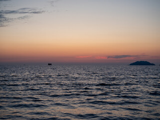 夕焼けの海