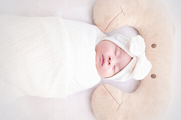 t looks like you have images of a baby. If you need help or information about something specific related to these images, feel free to ask!

