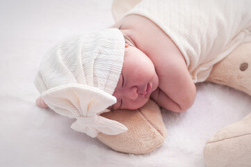 t looks like you have images of a baby. If you need help or information about something specific related to these images, feel free to ask!

