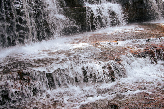 Jasper Creek waterfall, Quebrada de Jaspe, with red jasper riverbed, Gran Sabana, Venezuela