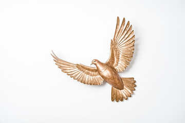 Obraz premium Golden Dove in Flight