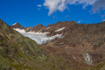 mountain landscape on Gavia Pass