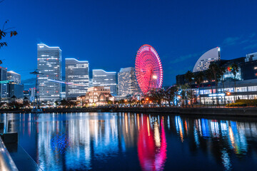 夜のみなとみらい