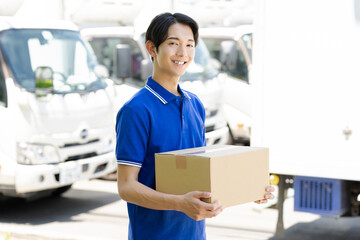 ドライバーの若い男性