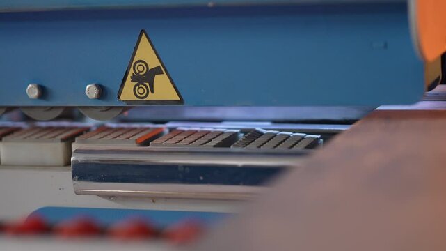 hot belt line in operation, fa02