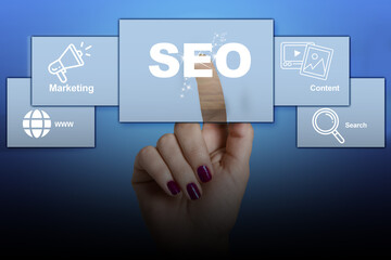 A businessman uses a virtual SEO icon to analyze search engine optimization strategies to boost website traffic and improve its ranking in search engines.