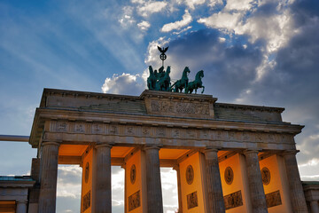 Brandenburger Tor, Quadriga, Sonnen strahlen © Michael Niehaus