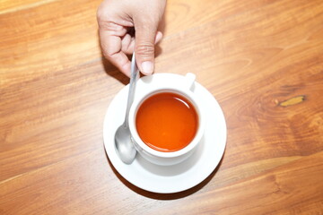 Prepare tea on the table