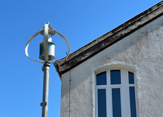 Wind speed meter on a pole