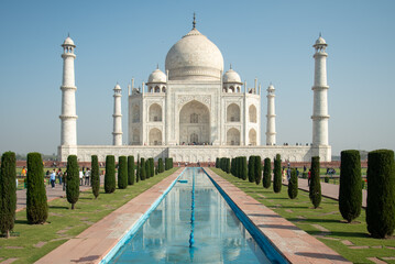 人生で一度は行ってみたいタージマハルのとても美しい風景The beautiful scenery of the Taj Mahal that you should visit at least once in your life