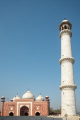 Obraz premium 人生で一度は行ってみたいタージマハルのとても美しい風景The beautiful scenery of the Taj Mahal that you should visit at least once in your life