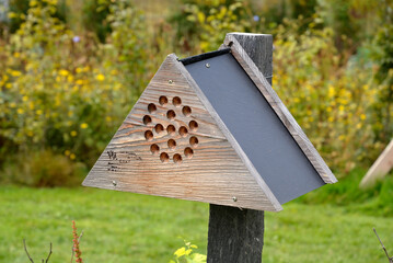 Nichoir à insectes, hôtel à insectes