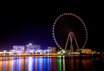Obraz premium architectural landscape in Dubai Marina at night