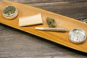 Paraphernalia of a cannabis smoker