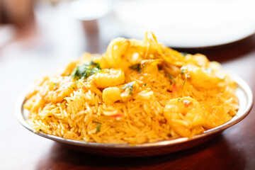 Delicious Seafood Rice: Spiced Shrimp Pilaf with Vermicelli