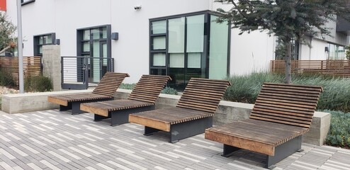 outdoor patio lounge chairs