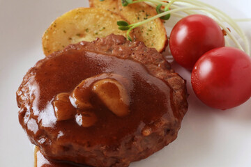 デミグラスハンバーグ