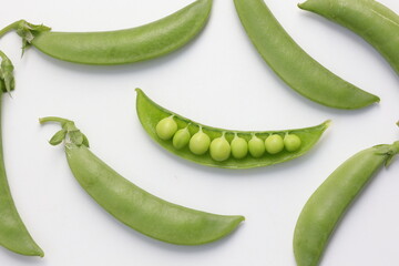 fresh green peas