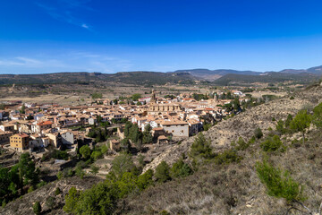 Obraz premium Panoramic view of Rubielos de Mora from the La Cruz viewpoint. Teruel, Aragon, Spain.