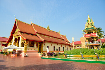 Fototapeta premium ラオスの首都ヴィエンチャンにある美しい寺院の風景Beautiful temple scenery in Vientiane, the capital of Laos