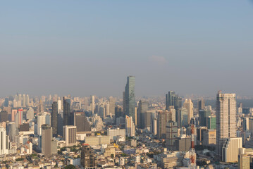 Fototapeta premium bad air with PM 2.5 dust in the atmosphere in the city