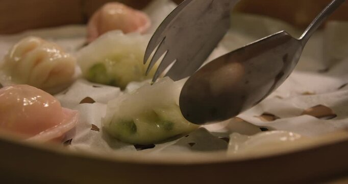 Banyo bot loc, Vietnamese dumplings with a chewy texture made with tapioca flour and filled with pork and shrimp.