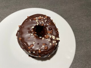 チョコレートクロワッサンドーナツ
