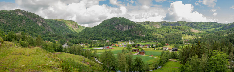 &Oslash;rneknipen, Kv&aring;s, Lyngdal, Norway