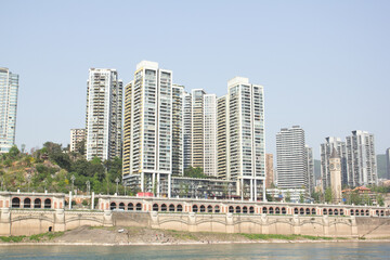 The beauty of both sides of the Yangtze River