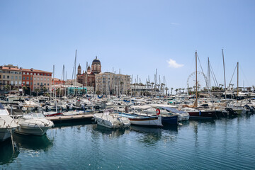Fototapeta premium Saint-Raphael, France - April 20, 2024: Embankment in Saint-Raphael on the French Riviera