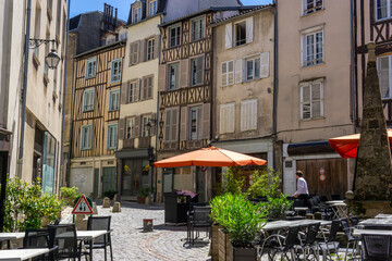 Limoges, Place fontaine des barres,limoges ancien. maisons à colombages, haute-vienne, limousin, nouvelle aquitaine, maisons, architecture, maison, vieux limoges, ville ancienne, murs, bois, europe, 