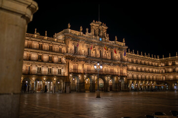 Fototapeta premium SALAMANCA DE NOCHE DETALLES DE LA CIUDAD 2023 , SALAMANCA PHOTOS WITH DETAILS OF THE CITY SPAIN 
