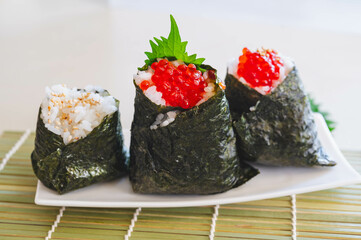 すじこのふんわりおにぎり