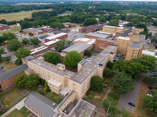 Fototapeta premium Day Light Drone Images of Dorothea Dix Park and The Downtown Raleigh North Carolina Skyline Featuring Gipson Play Plaza Under Construction. Travel, Parks, Outdoors, Nature, Urban