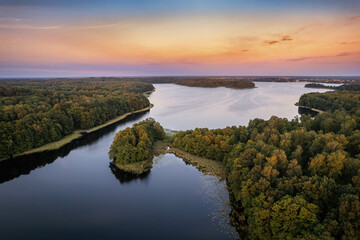 Holidays by the lake