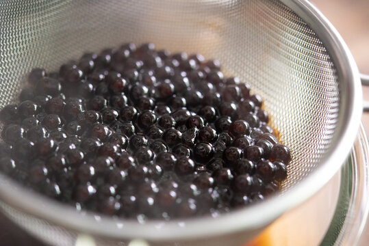 Boiled Tapioca 茹で上がったタピオカ
