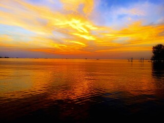 Fototapeta premium Sea nature landscape is very beautiful in the afternoon when the sun sets. 