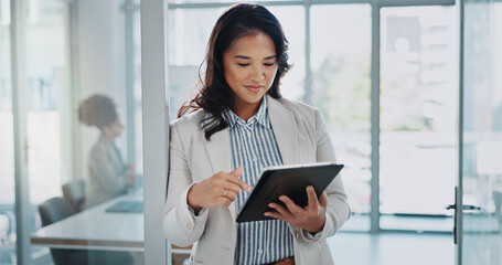 Business woman, tablet and typing for email notification, calendar app and planning schedule in office. Accountant lady, tech and internet scroll for online report, info and reading finance article