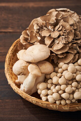 キノコの盛り合わせ（舞茸、エリンギ、ぶなしめじ）