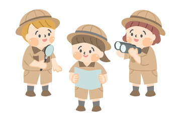 虫眼鏡と双眼鏡と地図を持った探検隊の子ども達
