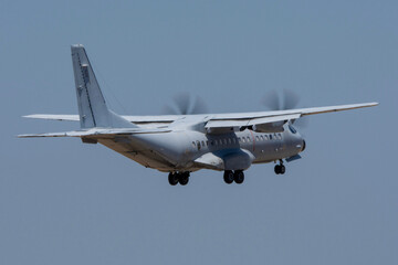 Avión de transporte