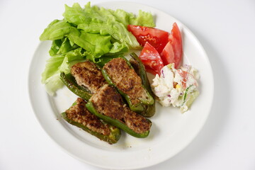 ピーマンの肉詰め