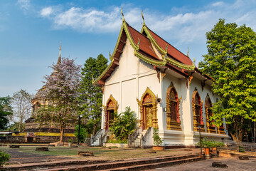 Naklejka premium Wat Chet Yot, seven pagoda temple. Ancient buddhist temple Wat Jed Yod in Chiang Mai, Thailand.